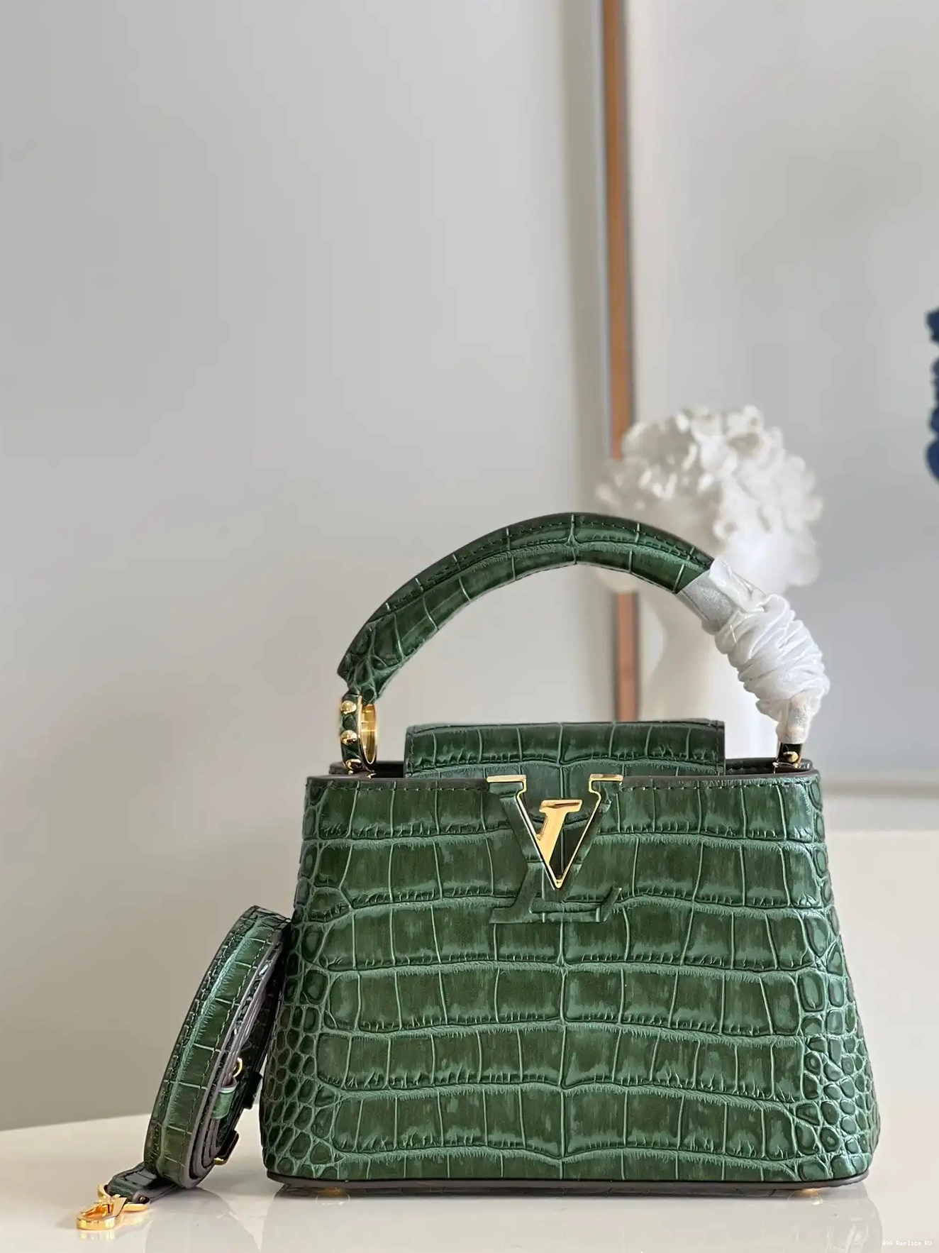 Aaa replica ru VUITTON MINI LOUIS CAPUCINES 0614